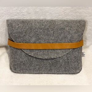 Elegant Gray Felt Tablet Bag with Tan Accent